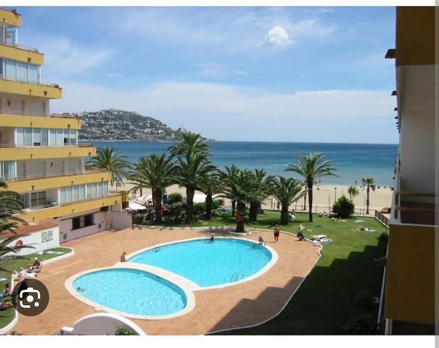 Holiday Center Apartamento Vistas Mar, Acceso Directo Playa Y Piscina Росес Екстер'єр фото